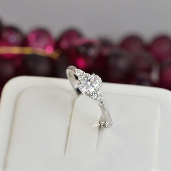 Oval Diamond Cut Simulant w/ Marquis Ring 925 Engagement Ring - Picture 3 of 5